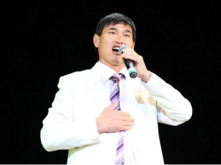 1474348556992691.jpg 大衣哥朱之文.jpg