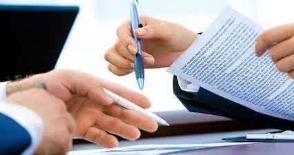 2017年在上海公司注冊下來后股權變更流程怎么走呢？